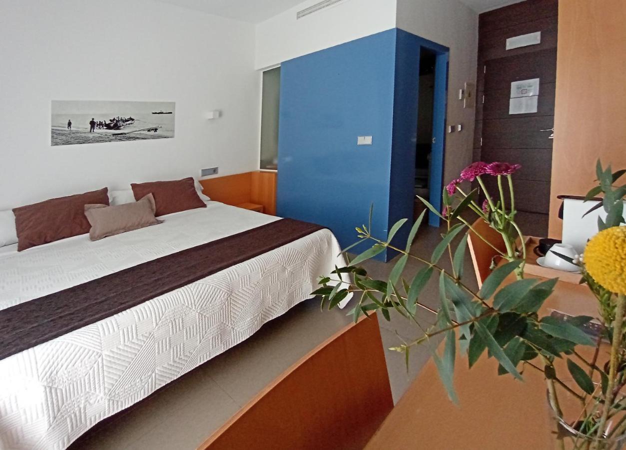Alboran Hotel 2*